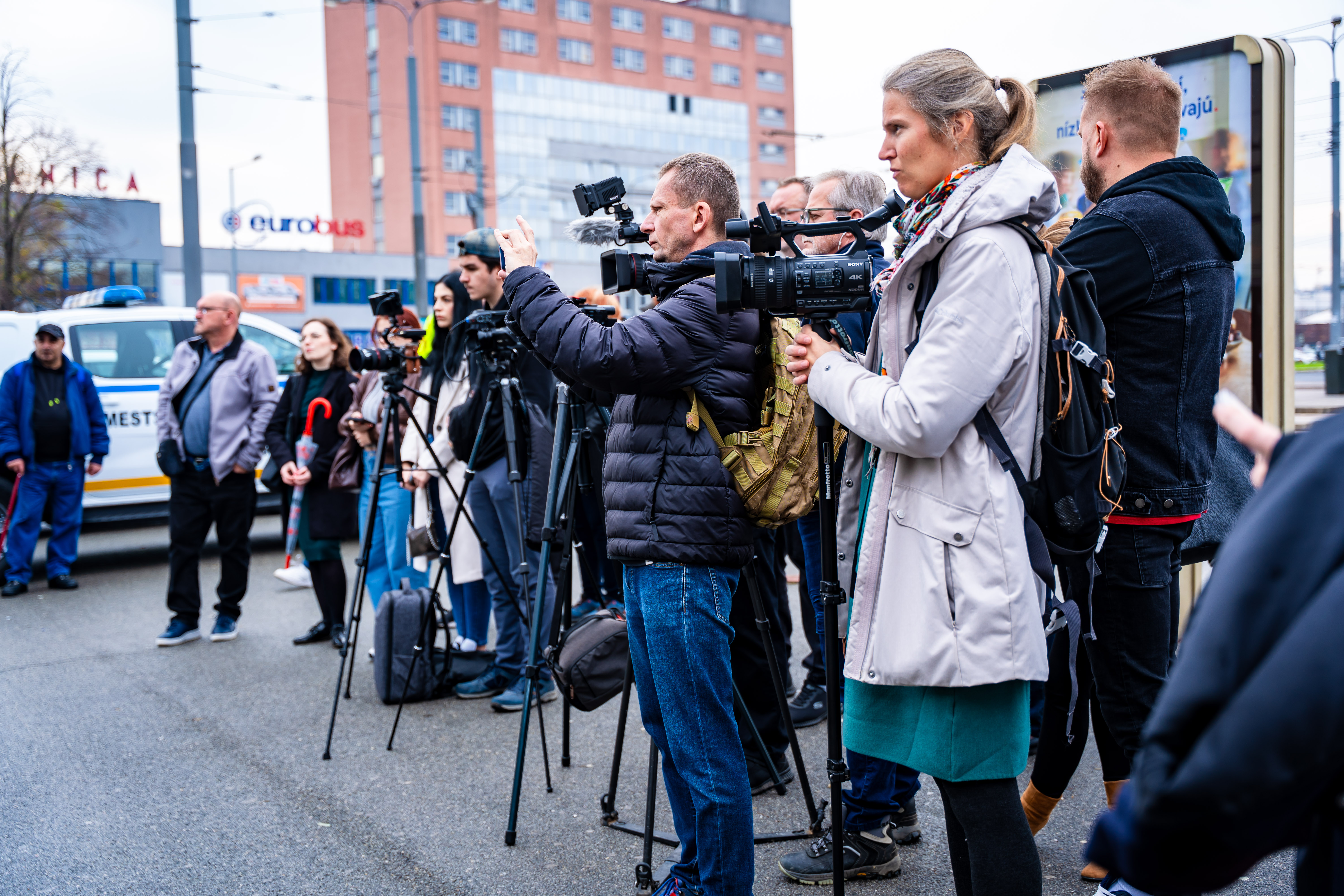 Tlacovy brifing - Otvorenie noveho klientskeho centra Dopravneho podniku mesta Kosice na Hlavnej zeleznicnej stanici-3